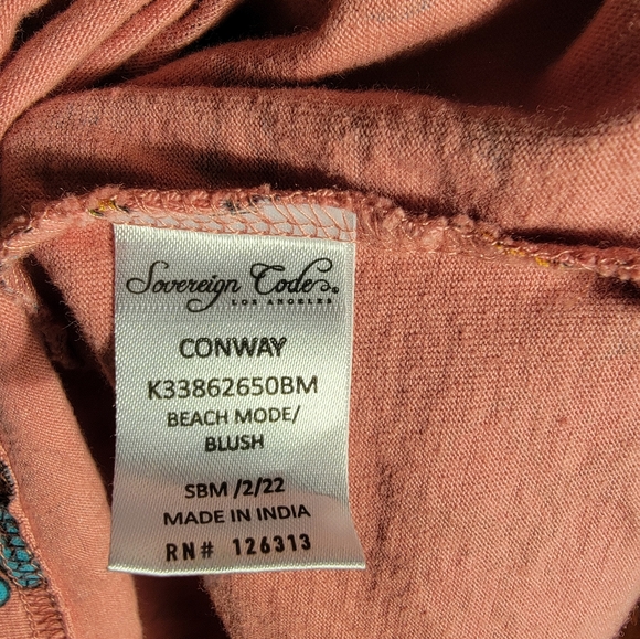 Sovereign Code Los Angeles Conway Beach Mode Blush Colored T-Shirt, Size Small - Picture 8 of 9